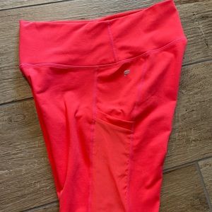Coral Fabletics crop leggings